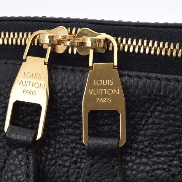 Louis Vuitton Monogram Mahina Selene MM Black Mahina Leather Shoulder Bag - Picture 8 of 9